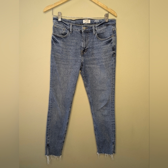 Kensie Denim - Women's Blue Kensie Jeans Vintage Luke Size 8/29